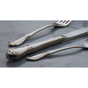 Oneida Chateau dishwasher-safe design for easy cleanup