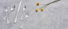 Oneida Colonial Boston dishwasher-safe flatware simplifies cleanup after meals