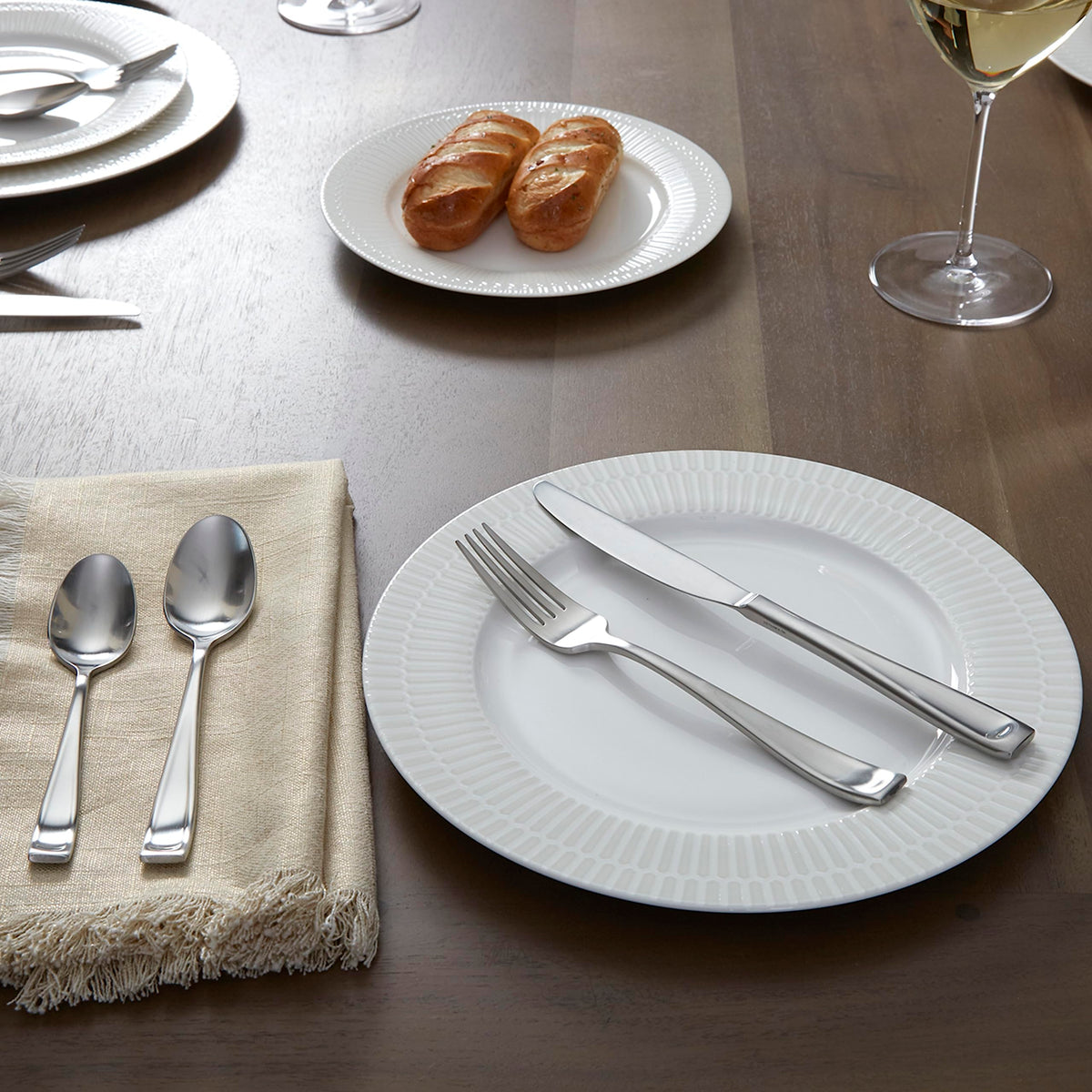Oneida dishwasher-safe silverware ideal for easy care and lasting finish.