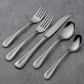 Oneida teaspoon suitable for stirring beverages and desserts