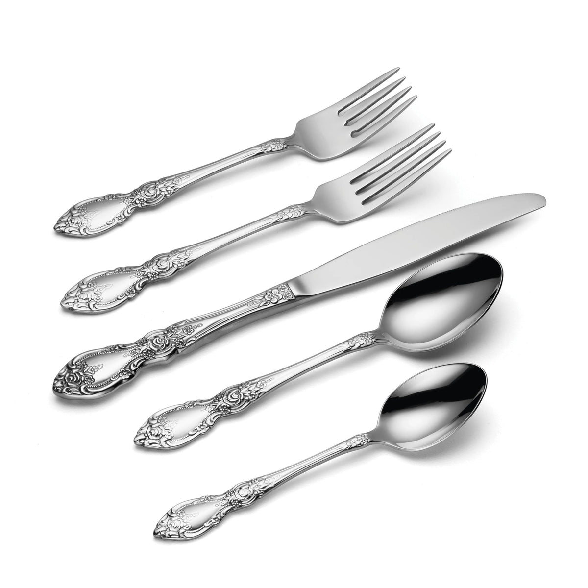 Oneida Wordsworth dinner knife with ornate pattern adds classic sophistication.