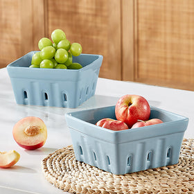 ONEMORE Berry Basket blue side view highlighting drainage slots for fresh, dry fruit.