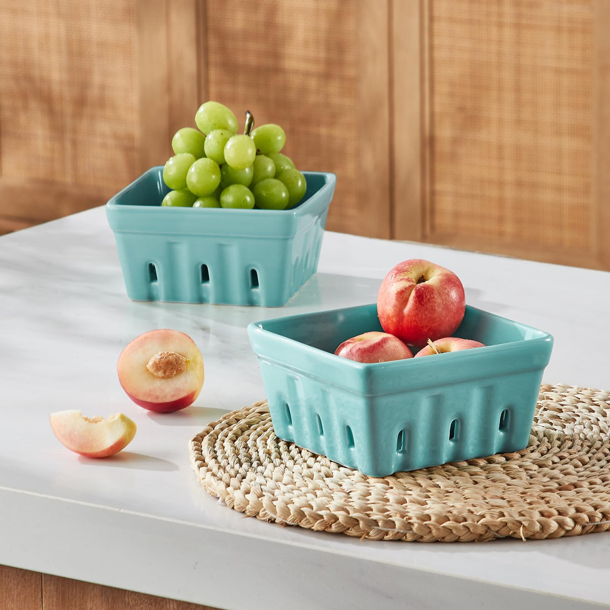 ONEMORE Berry Basket with drainage slots helps berries dry in the fridge.