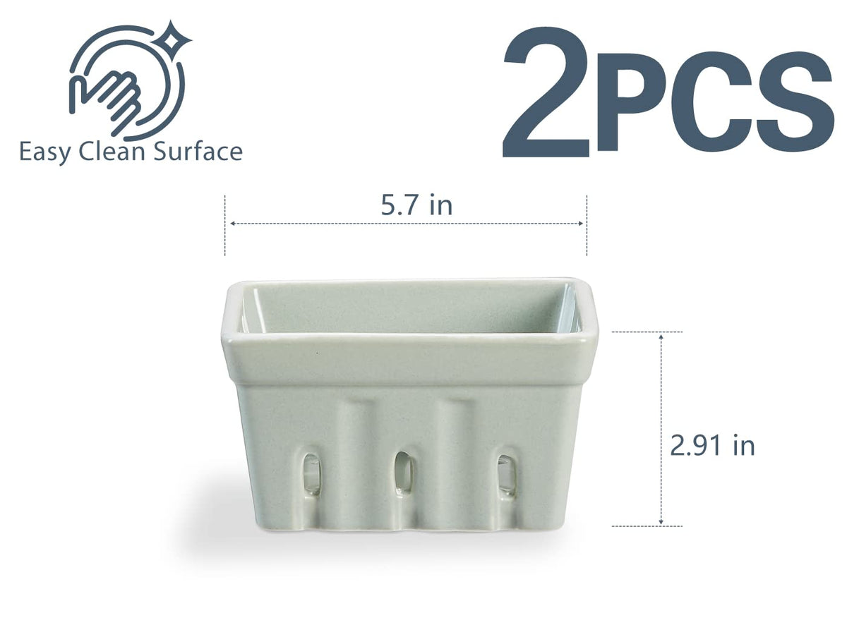 ONEMORE berry colander allows washing and drainage with airflow