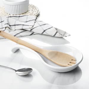 ONEMORE long-handle design keeps spoons within reach.