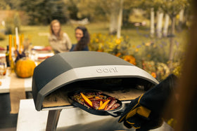 Ooni Grizzler Pan oven-safe setup suitable for roasting and pan-frying.