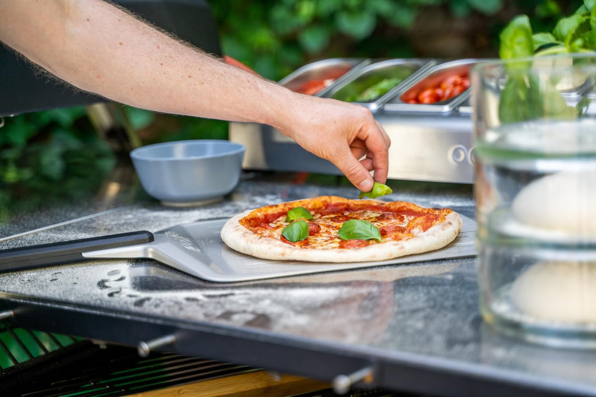 Ooni 14-inch pizza peel combines durability and smooth sliding action