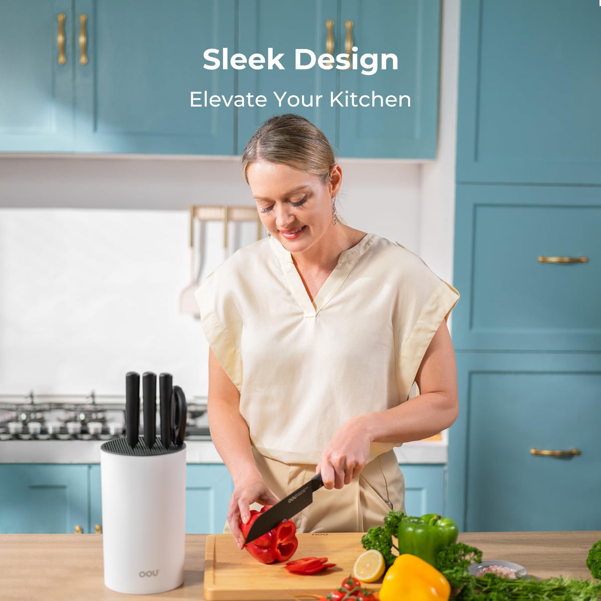 OOU double-wave slots stabilize knives upright and accessible.