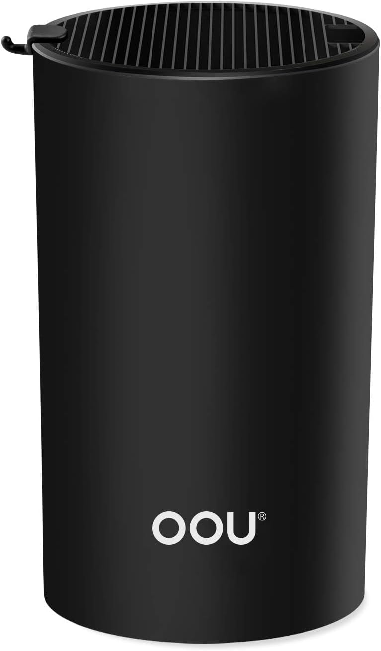 OOU universal knife block round top view shows capacity for eleven knives.