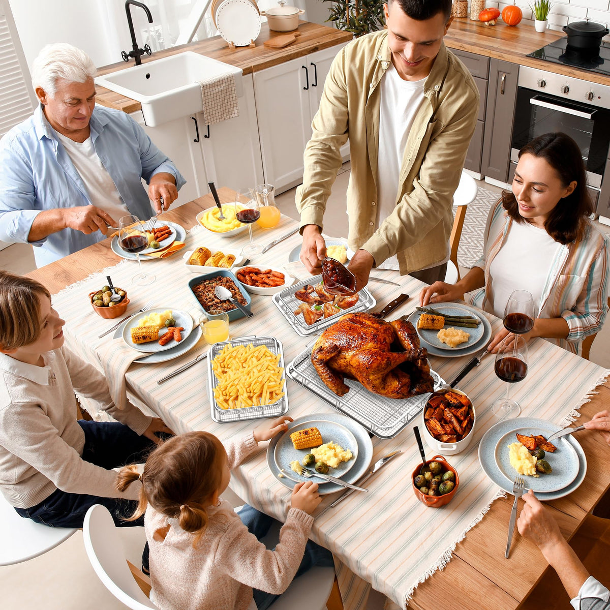 OPENICE oven-safe set helps catch grease for a cleaner cooking space.