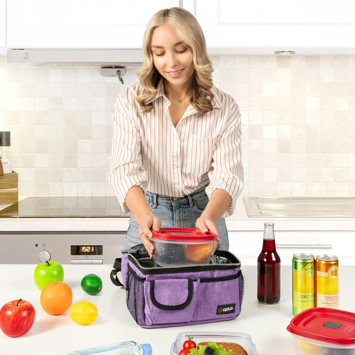 Opux Lunch Bag adjustable shoulder strap for comfortable on-the-go carrying.