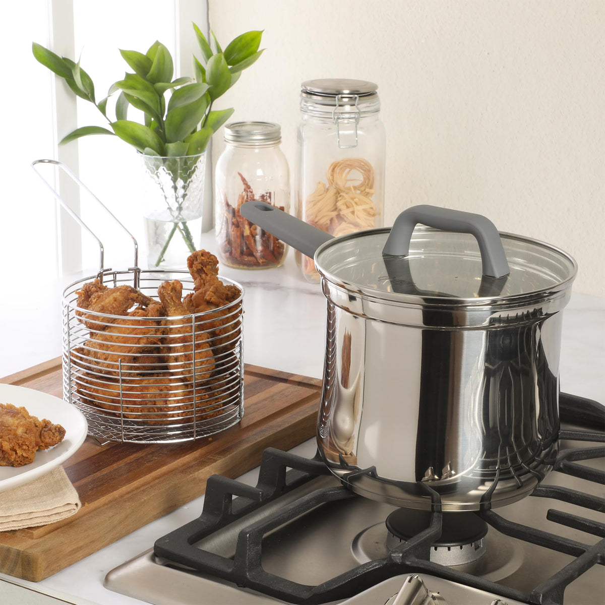 Oster Beauford dishwasher-safe pot for easy cleanup
