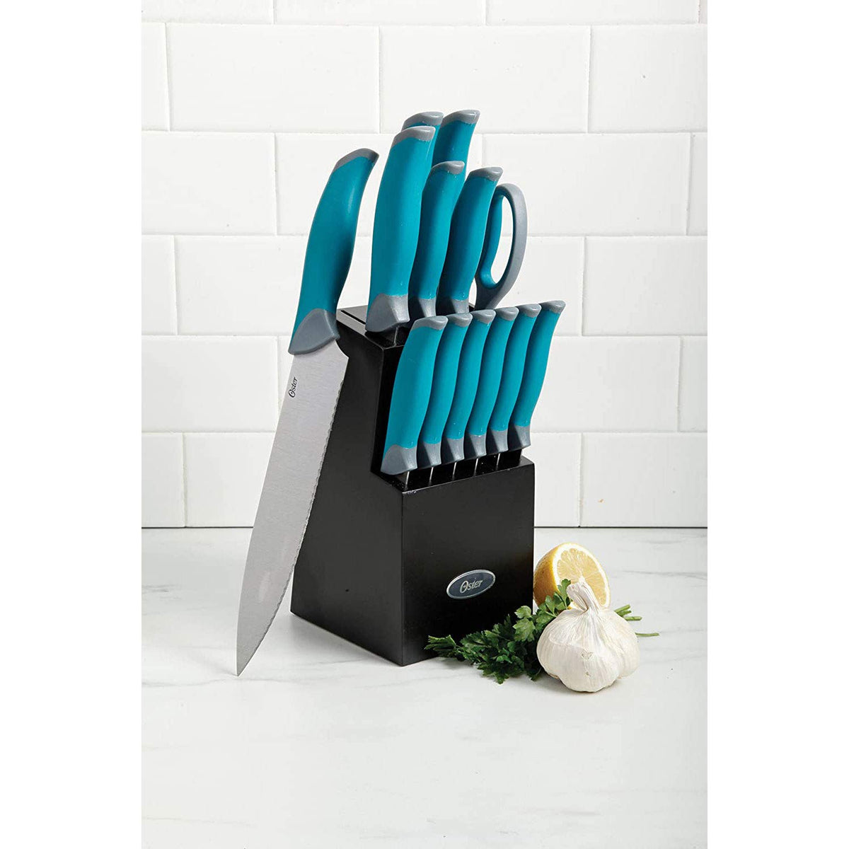 Oster Lindbergh built-in sharpener highlights convenient edge maintenance.