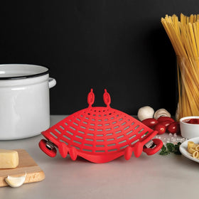 Crabby stretches to fit most pots, making boiling prep simpler.