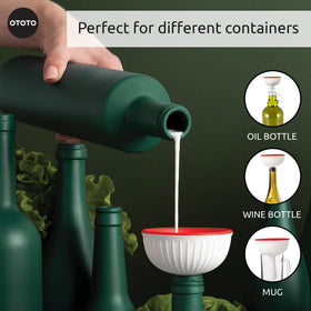 OTOTO Mushroom collapses to a compact size for simple storage.