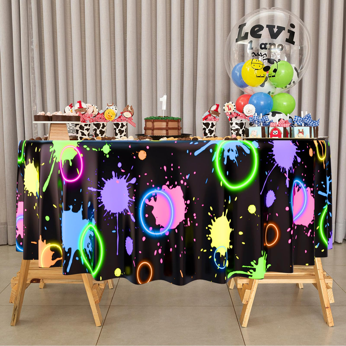 Oudain disposable neon tablecloth for easy cleanup after celebrations.