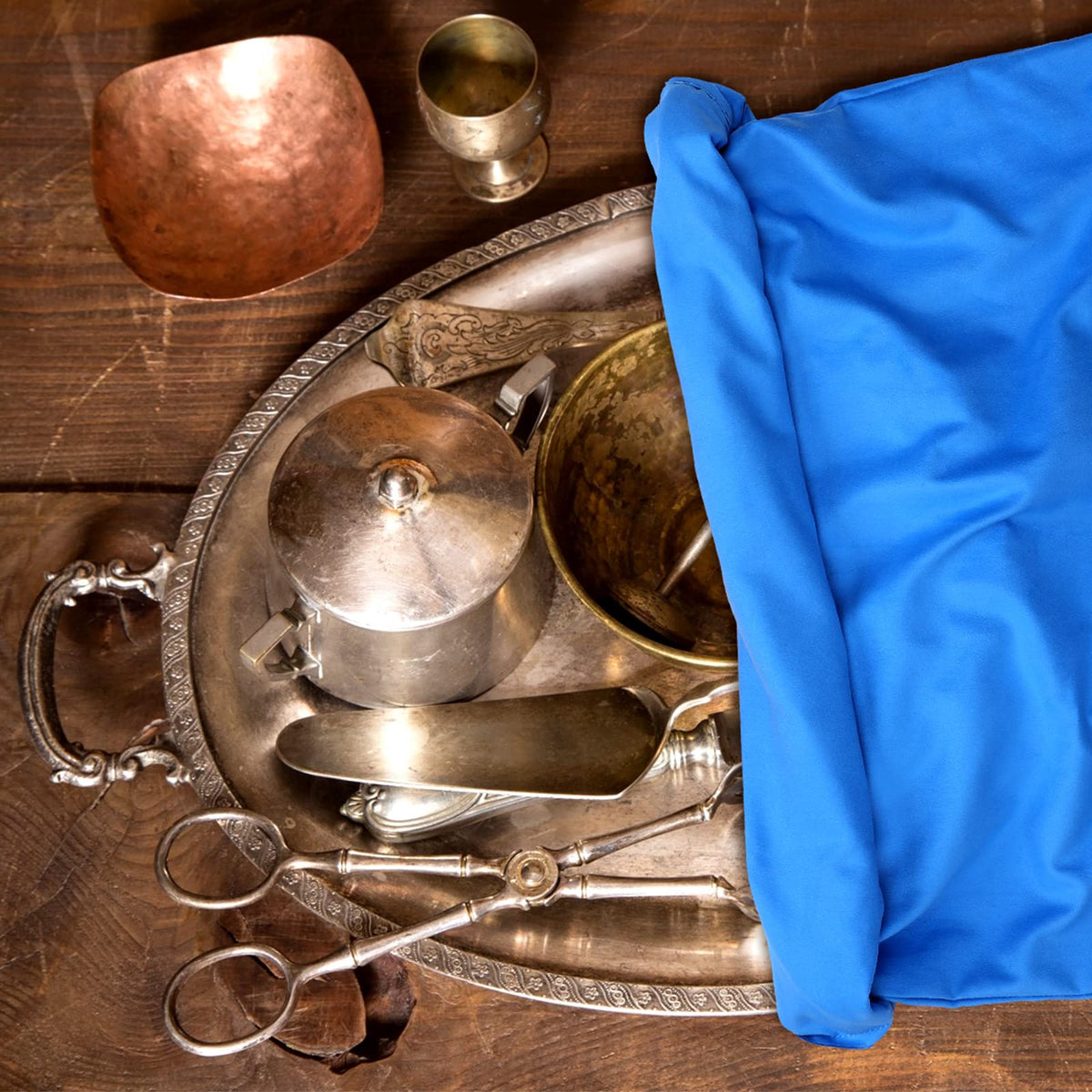 Oudain large 24x30 bag holds multiple pieces of flatware securely.