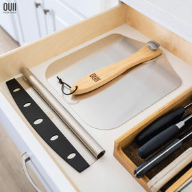 OUII pizza peel suitable for bread, pastries, and dough transfers