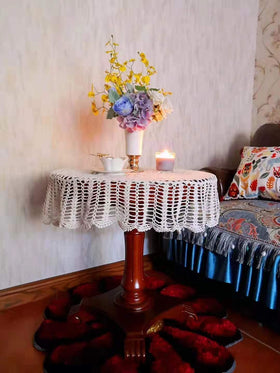 Ourhommie crochet lace tablecloth softens dining spaces for weddings and celebrations.