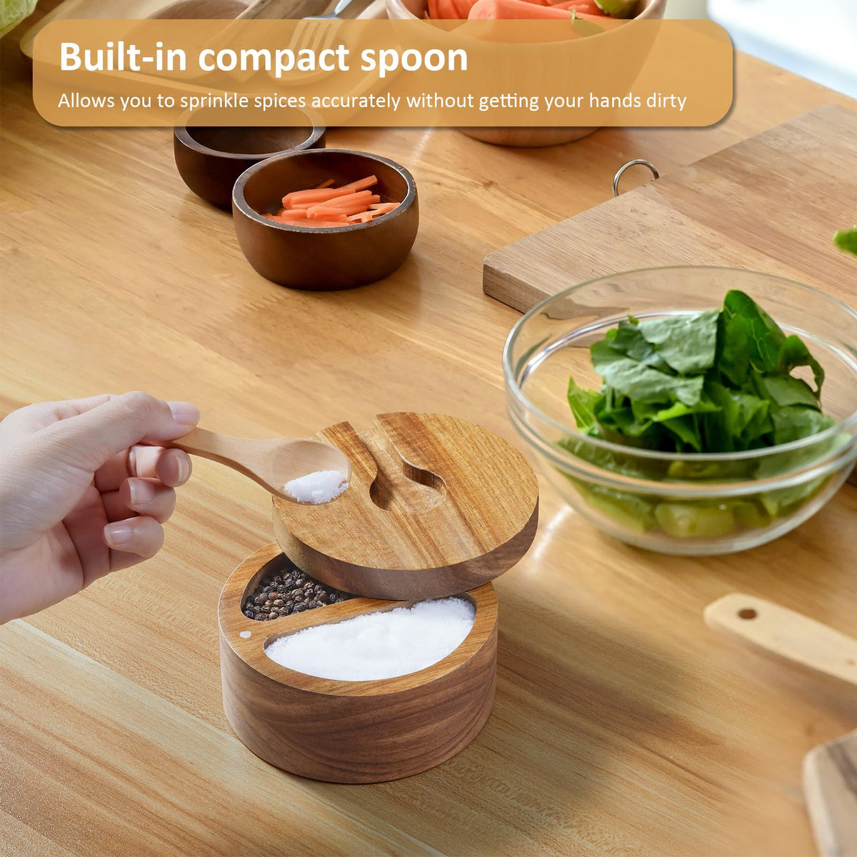 OUTNILI 360-degree swivel lid protects contents and simplifies one-handed use.