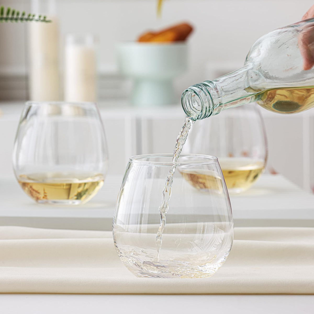 OUWO home bar scene with versatile 15oz glasses