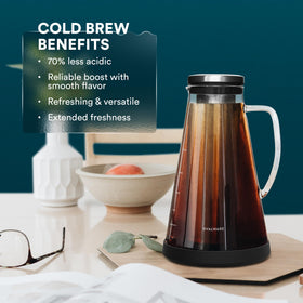 Ovalware non-slip base protects surfaces during pouring
