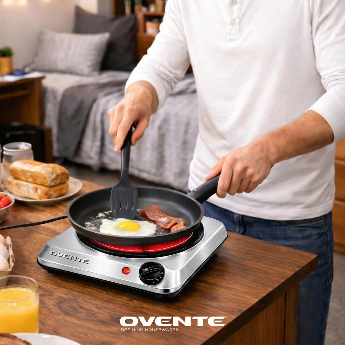 OVENTE compact portable design fits small spaces and dorms.