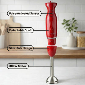 Detachable parts support simple cleaning after blending.