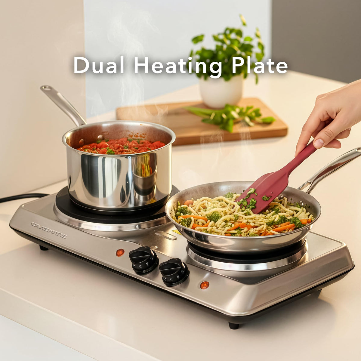 OVENTE non-slip feet keep the unit stable during cooking.