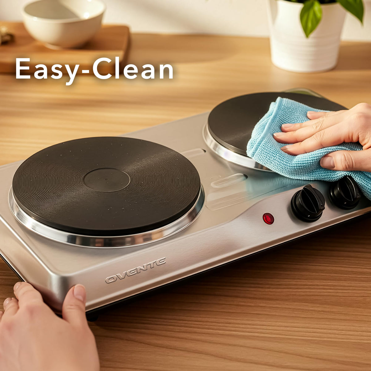 OVENTE two-burner setup provides extra cooking capacity on the counter.
