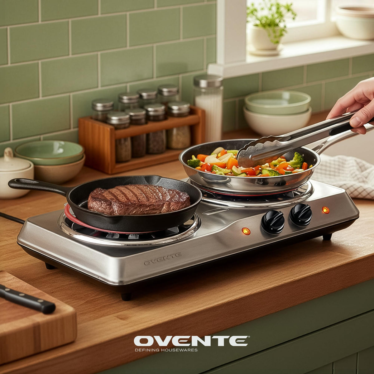 OVENTE easy-clean stainless steel base cleans quickly after meals and splatters.