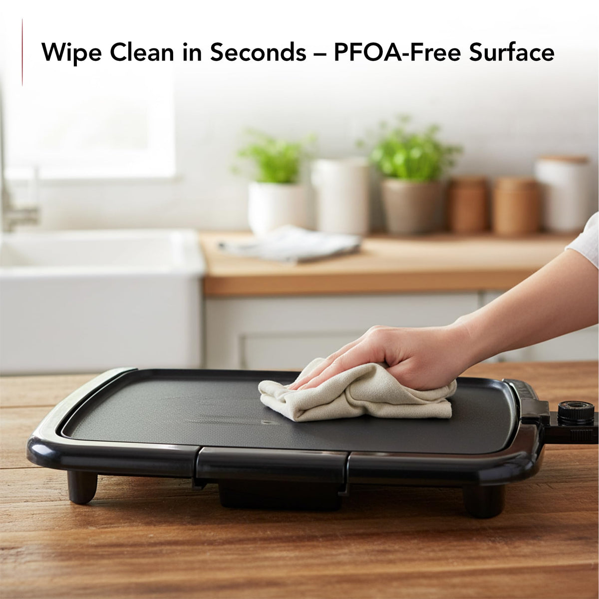 OVENTE griddle compact design fits small kitchens and dorm rooms