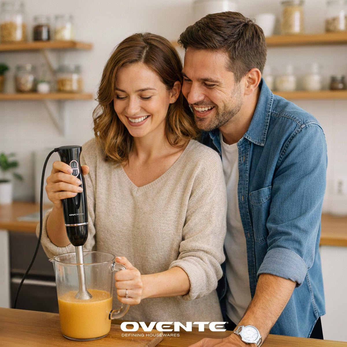 OVENTE HS565B stainless steel shaft for durable blending in bowls and pots.