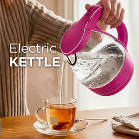 Cool-touch handle and secure design for easy, safe pouring.