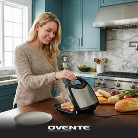 OVENTE ready-indicator LED guides timing for precise cooking.