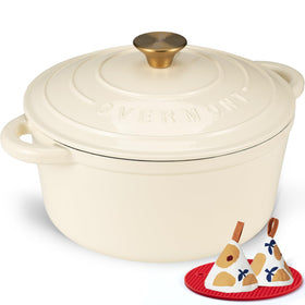 Overmont enameled Dutch oven 7QT lid demonstrates tight seal for moisture retention.