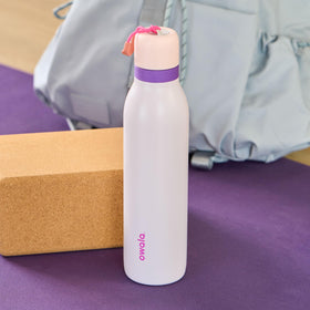 Owala FreeSip Twist lid loop for easy transport.