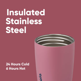 Ergonomic one-handed grip for easy on-the-go sipping