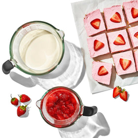 OXO Good Grips 2-Cup Glass Measuring Cup non-slip handle for secure grip