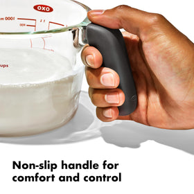 OXO Good Grips 2-Cup Glass Measuring Cup dripless pour spout for precise pouring