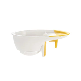 OXO Good Grips fits thin or thick bowls via dual ridges.