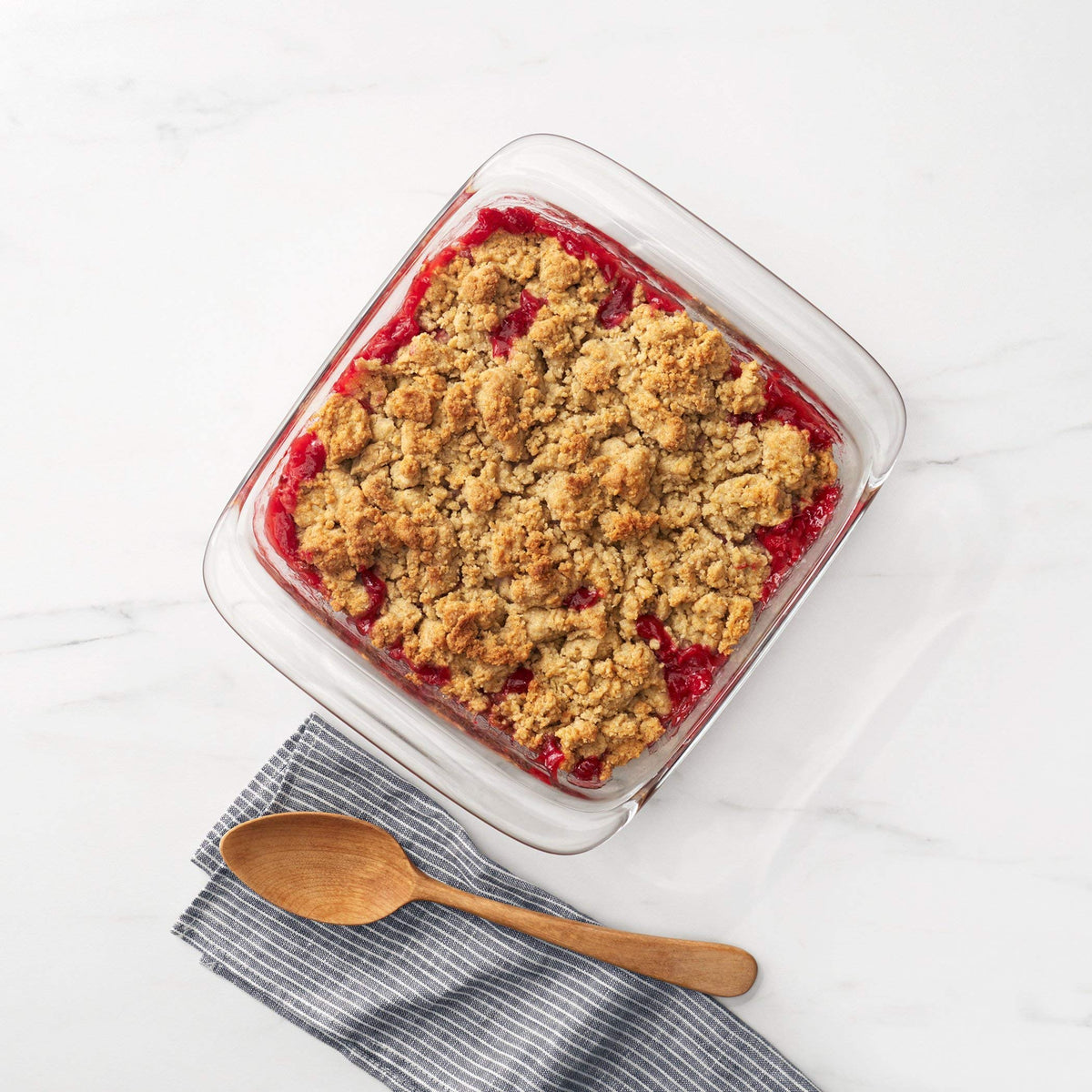 OXO Good Grips baking dish freezer-to-oven setup shows direct transition from cold to hot.