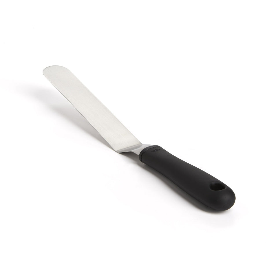 OXO Good Grips Bent Icing Spatula angled blade enables clean, precise icing.