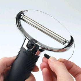 OXO Good Grips Cheese Slicer shows tension wheel tightening a loose wire