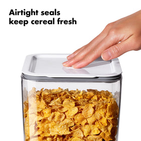 OXO Good Grips tray catches crumbs for a cleaner countertop.