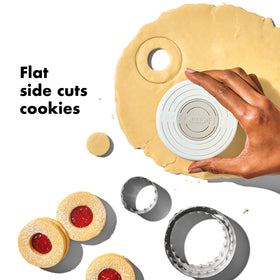 Storage case keeps cutters organized between uses.