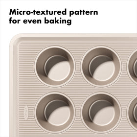 Heavy-gauge aluminized steel construction of OXO Good Grips bakeware