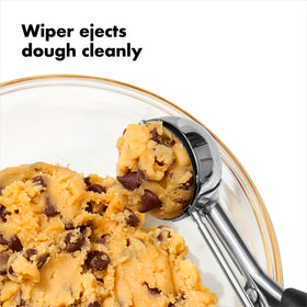 Lifts cookies from sheet smoothly for quick cooling with the OXO scoop
