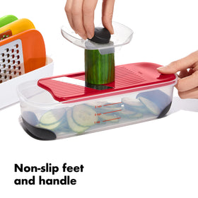 OXO Good Grips lid with cup and ml marks lets you measure as you work