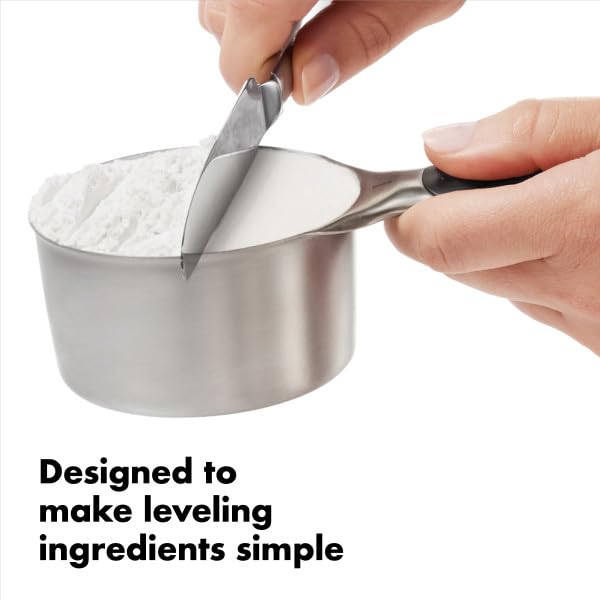 Magnetic cups stay together for tidy storage and quick removal of one cup
